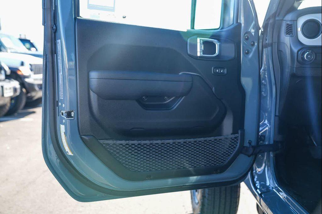 new 2026 Jeep Wrangler car, priced at $38,179