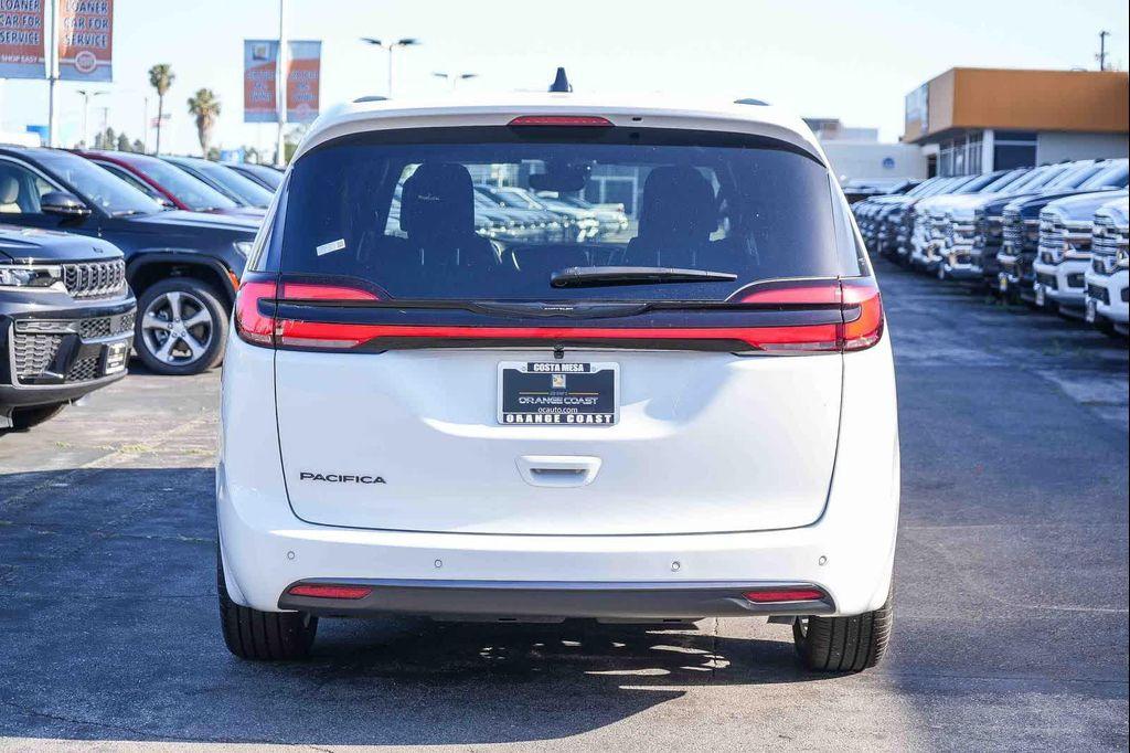 new 2026 Chrysler Pacifica car, priced at $39,649