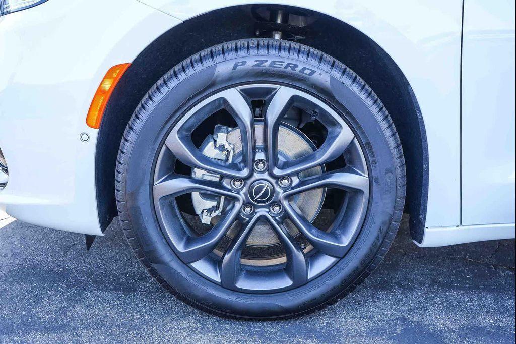 new 2026 Chrysler Pacifica car, priced at $39,649