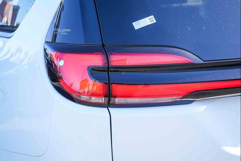 new 2026 Chrysler Pacifica car, priced at $39,649