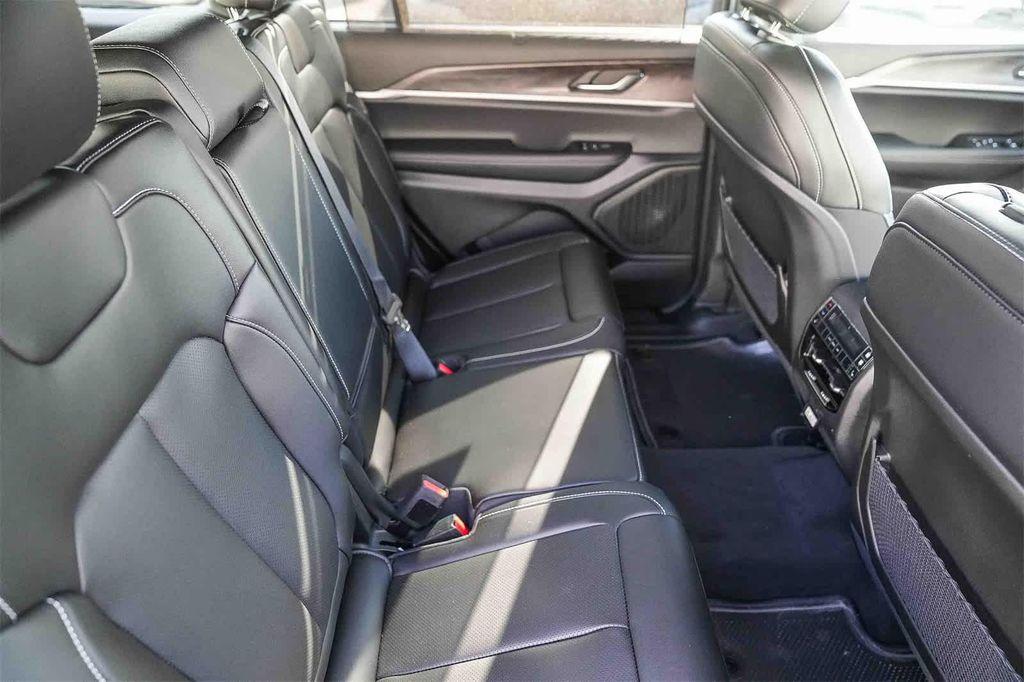 new 2025 Jeep Grand Cherokee L car, priced at $46,498