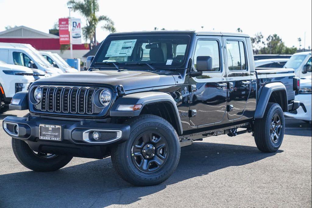 new 2026 Jeep Gladiator car, priced at $37,814