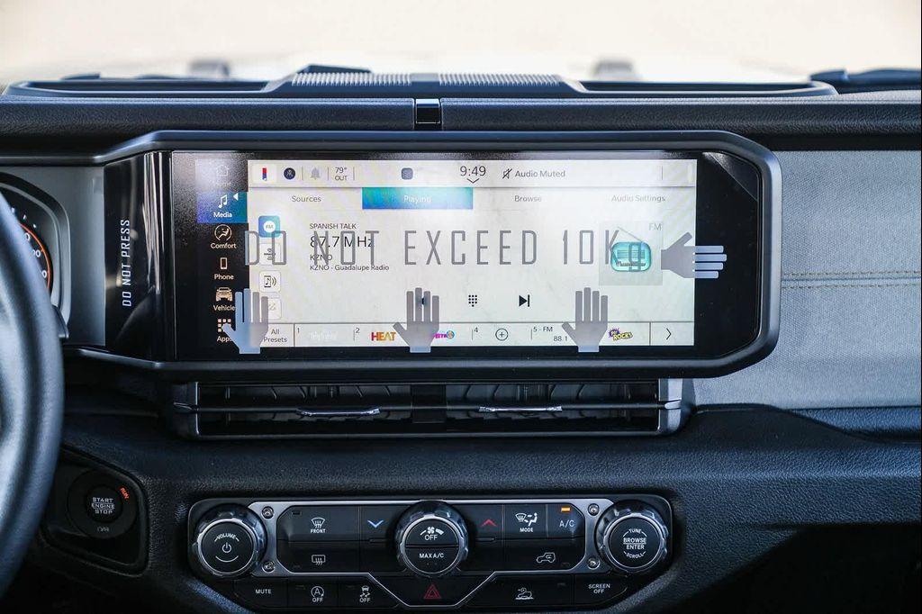 new 2026 Jeep Gladiator car, priced at $37,814