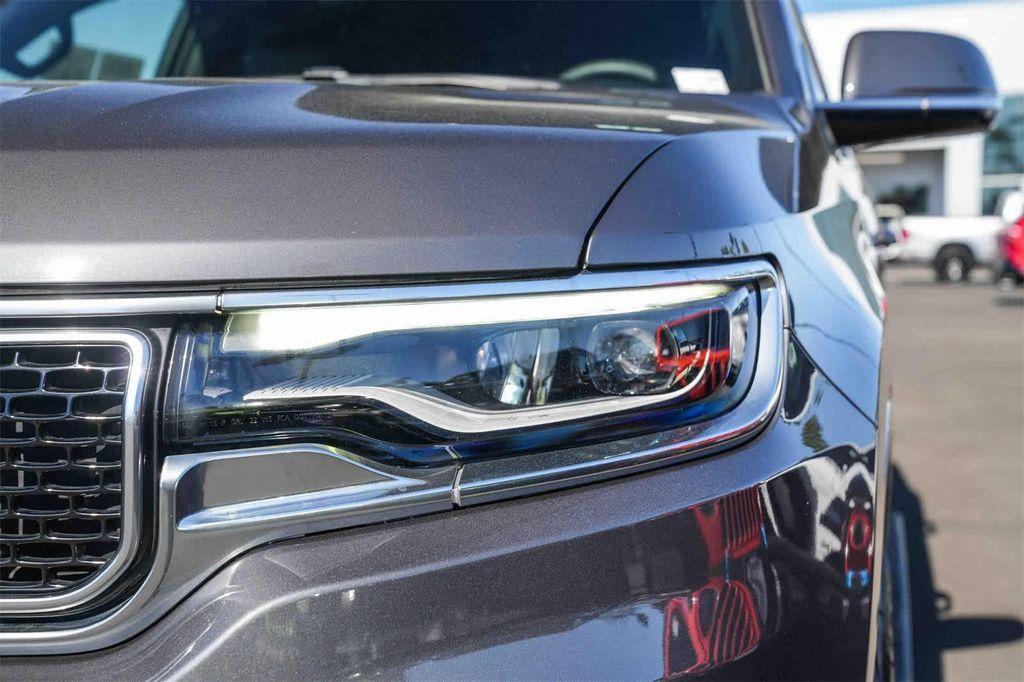 used 2022 Jeep Wagoneer car, priced at $35,682