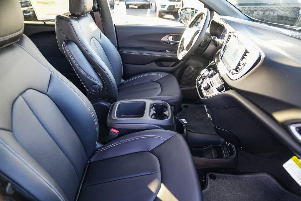 new 2026 Chrysler Voyager car, priced at $35,614