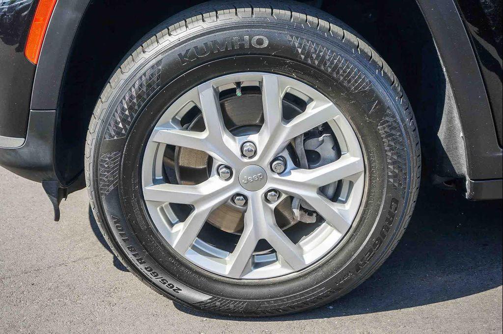 used 2021 Jeep Grand Cherokee L car, priced at $26,500