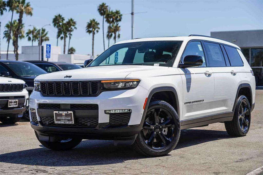 new 2025 Jeep Grand Cherokee L car, priced at $45,903