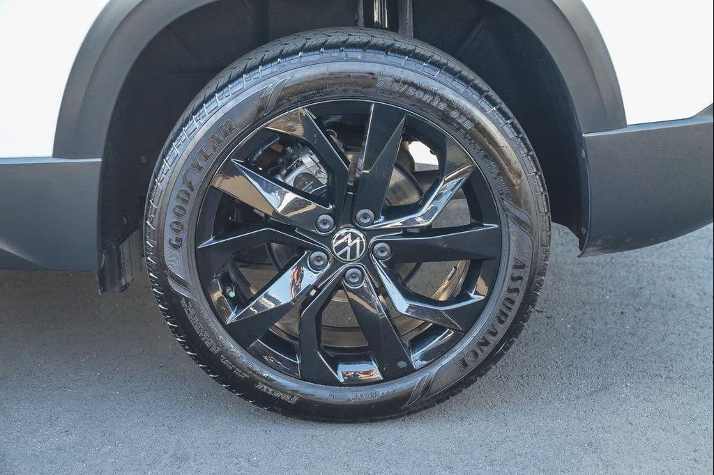 new 2024 Volkswagen Taos car, priced at $20,476