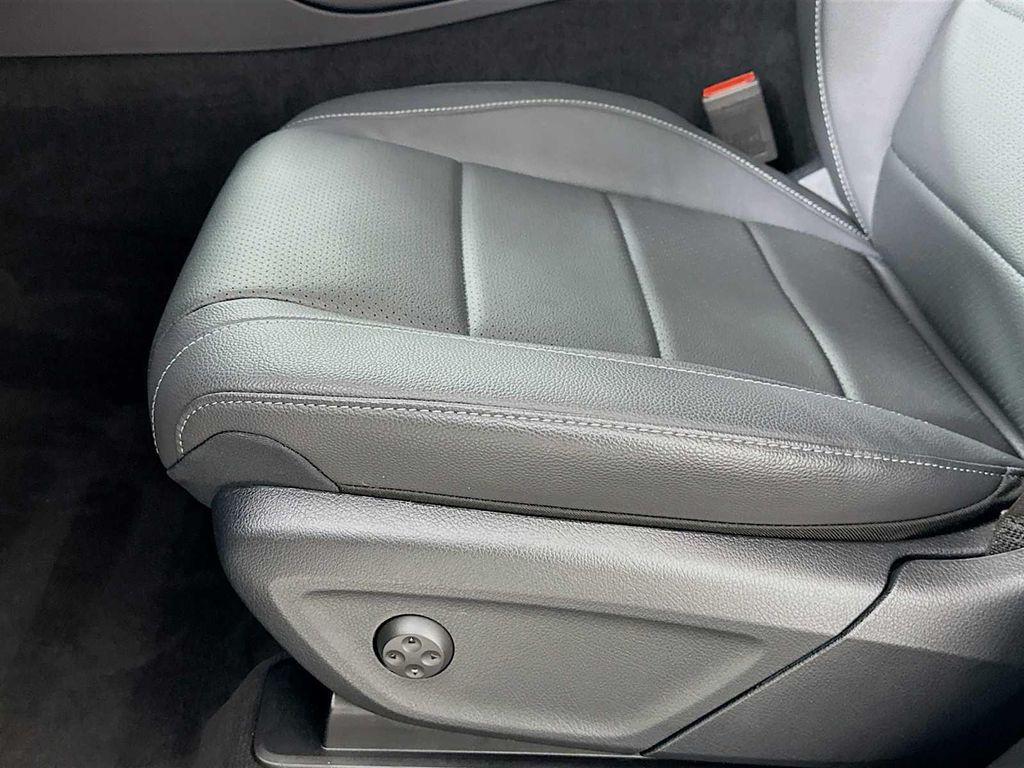 used 2026 Mercedes-Benz GLE 450 car, priced at $69,700