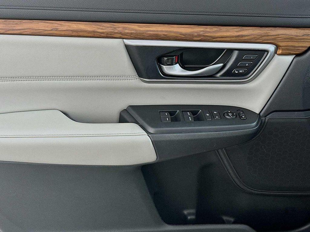used 2019 Honda CR-V car, priced at $21,900