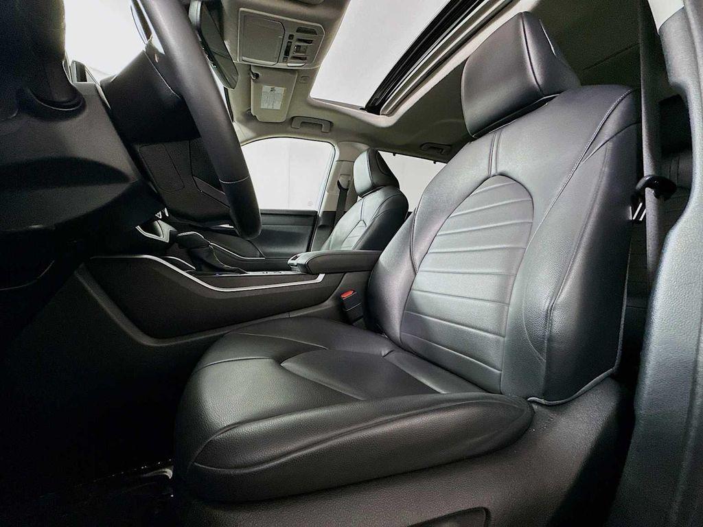 used 2024 Toyota Highlander car, priced at $38,700
