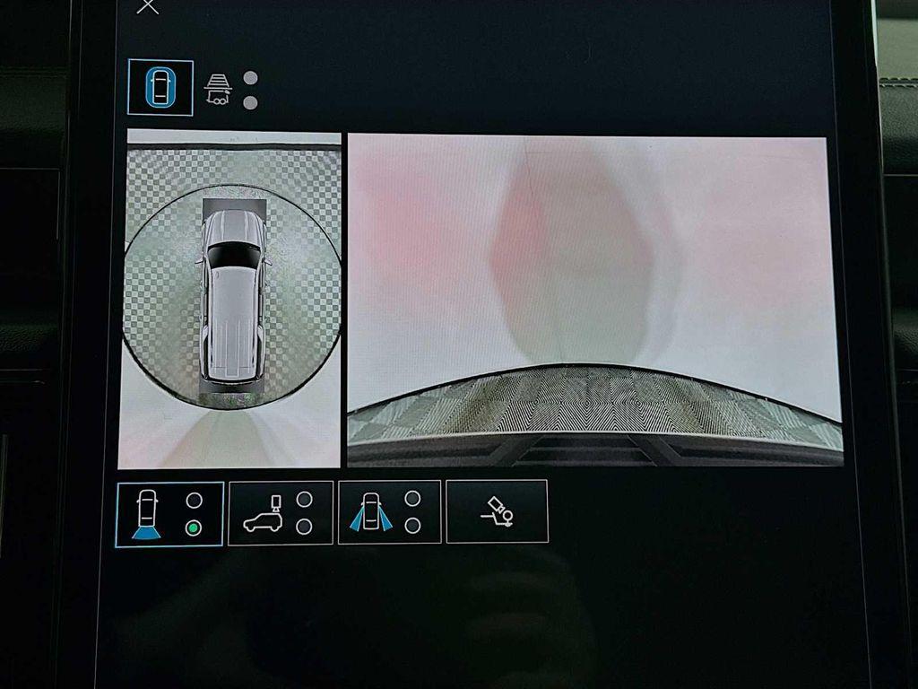 used 2025 GMC Yukon XL car, priced at $73,700