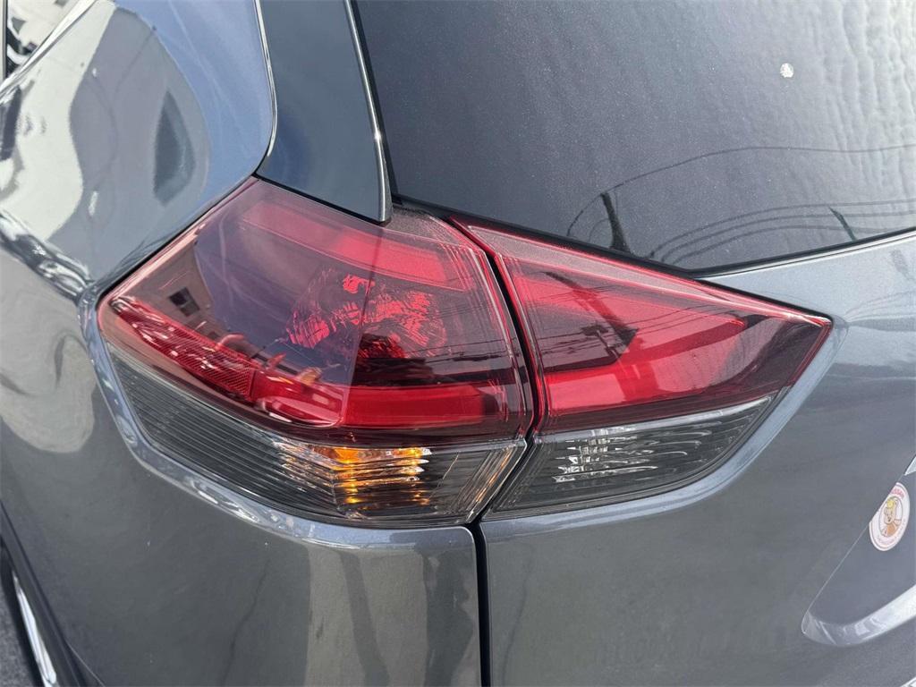 used 2020 Nissan Rogue car, priced at $14,989