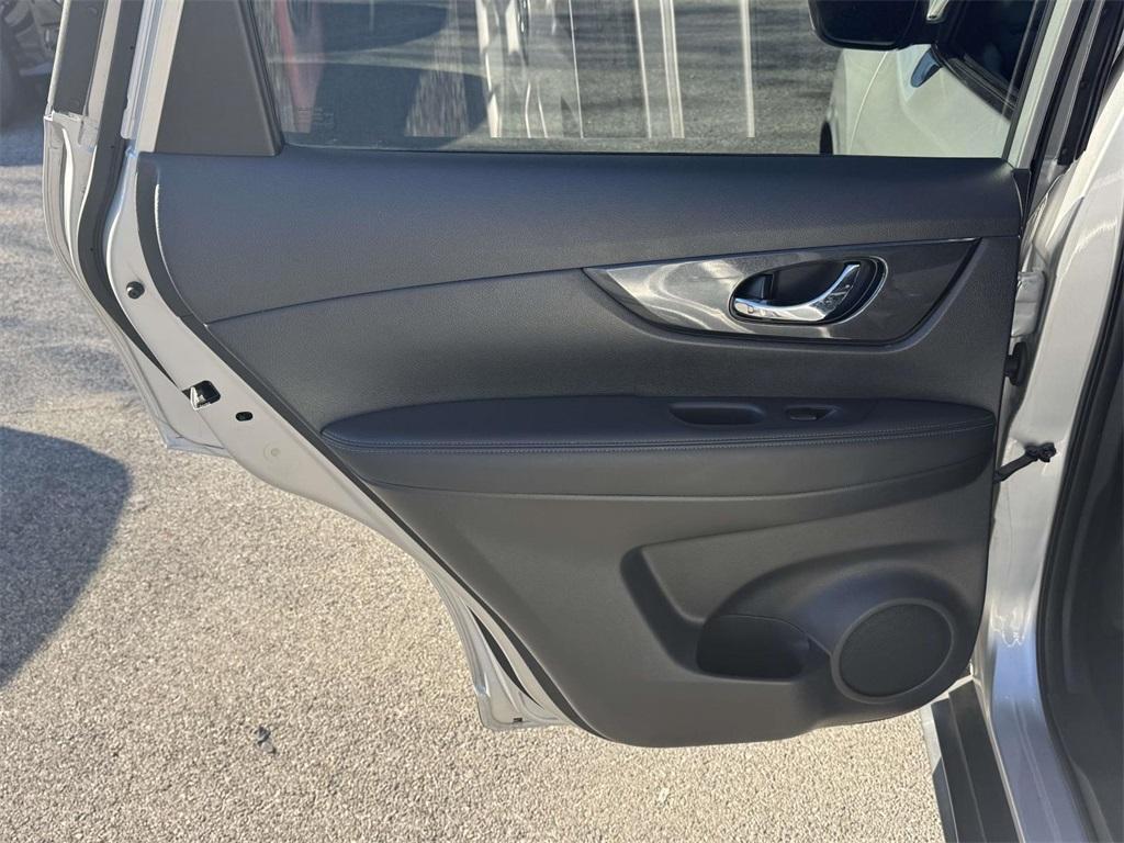 used 2020 Nissan Rogue car, priced at $13,220