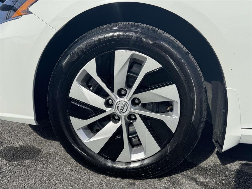 used 2025 Nissan Altima car, priced at $18,423