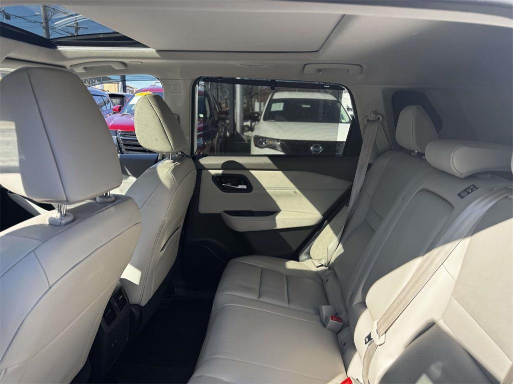 used 2023 Nissan Rogue car, priced at $19,142