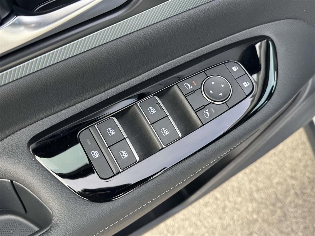 used 2025 Nissan Murano car, priced at $33,289