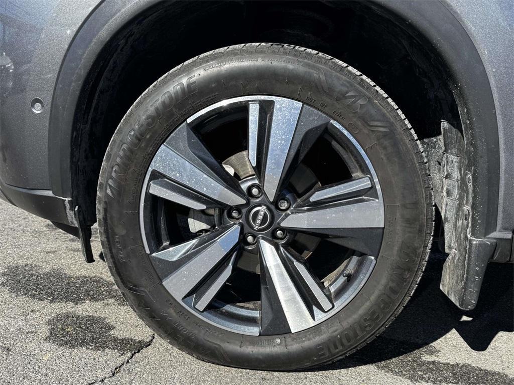 used 2023 Nissan Rogue car, priced at $22,226