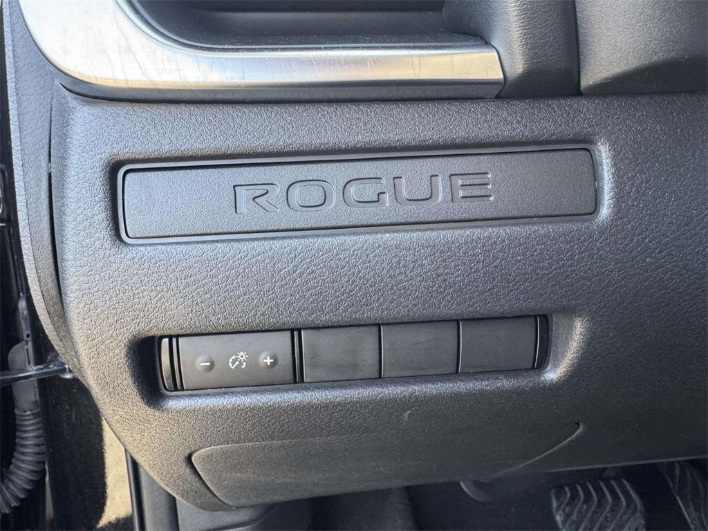 used 2021 Nissan Rogue car, priced at $15,189