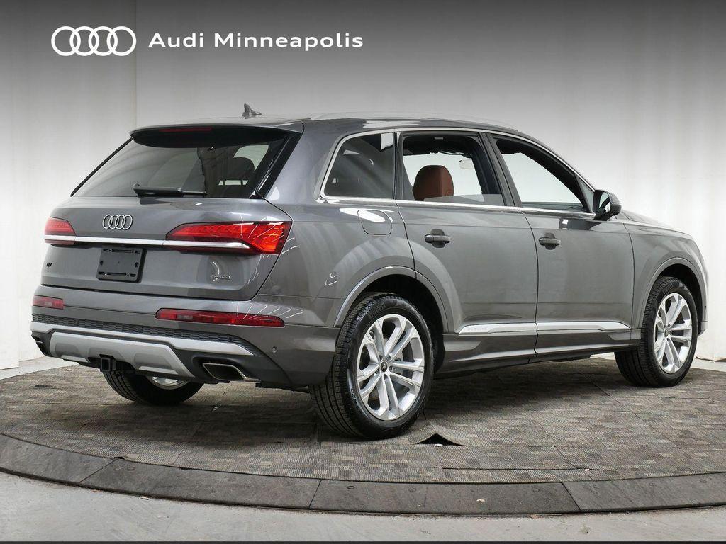 used 2025 Audi Q7 car, priced at $55,977