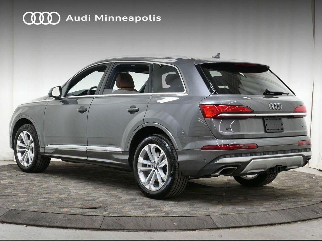 used 2025 Audi Q7 car, priced at $55,977