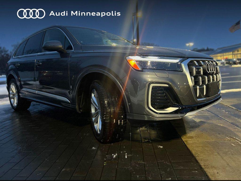 used 2025 Audi Q7 car, priced at $55,977