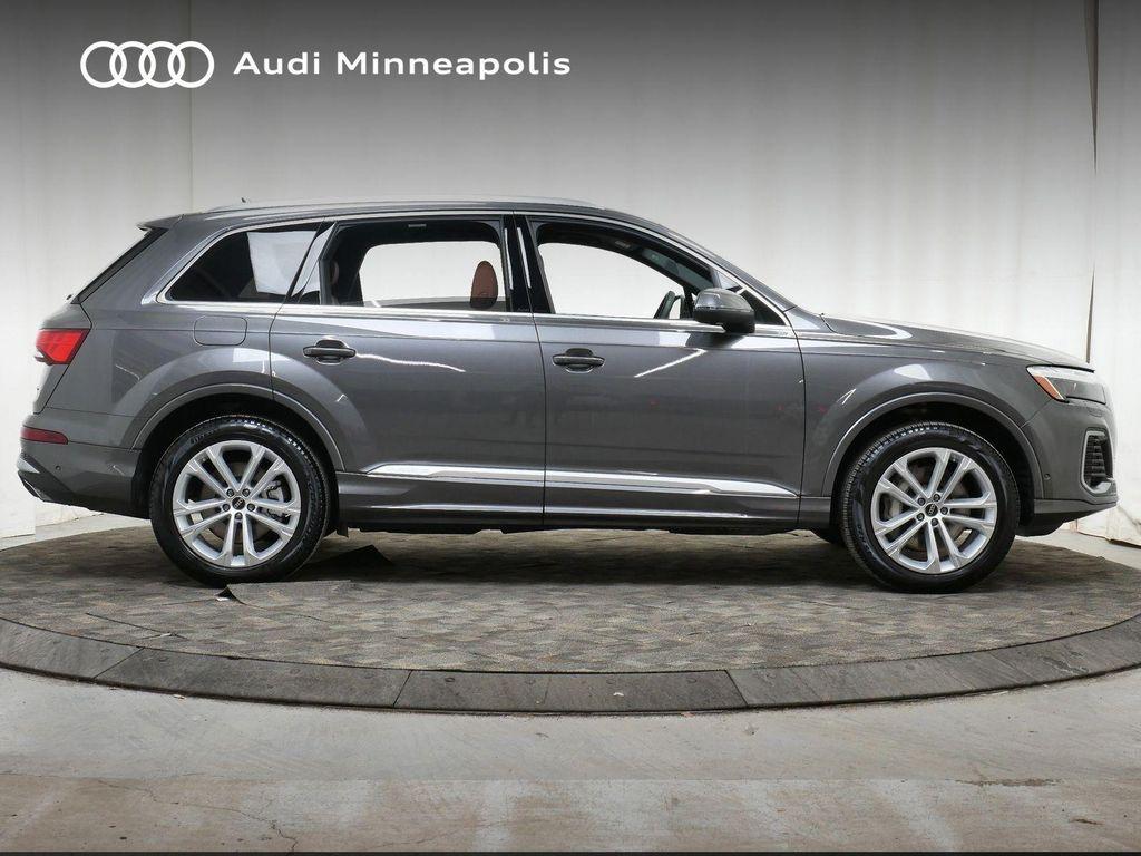used 2025 Audi Q7 car, priced at $55,977