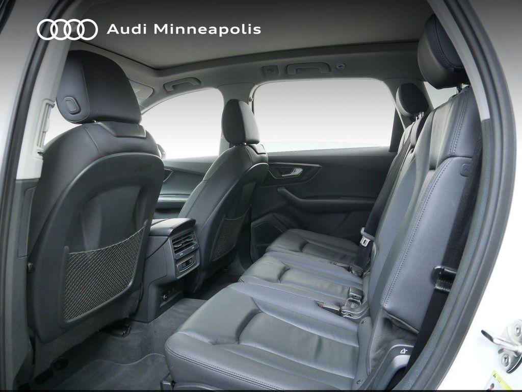 used 2023 Audi Q7 car, priced at $33,977