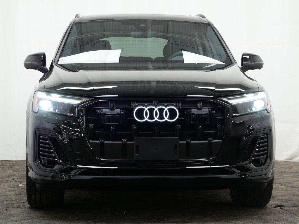 new 2026 Audi Q7 car, priced at $79,005