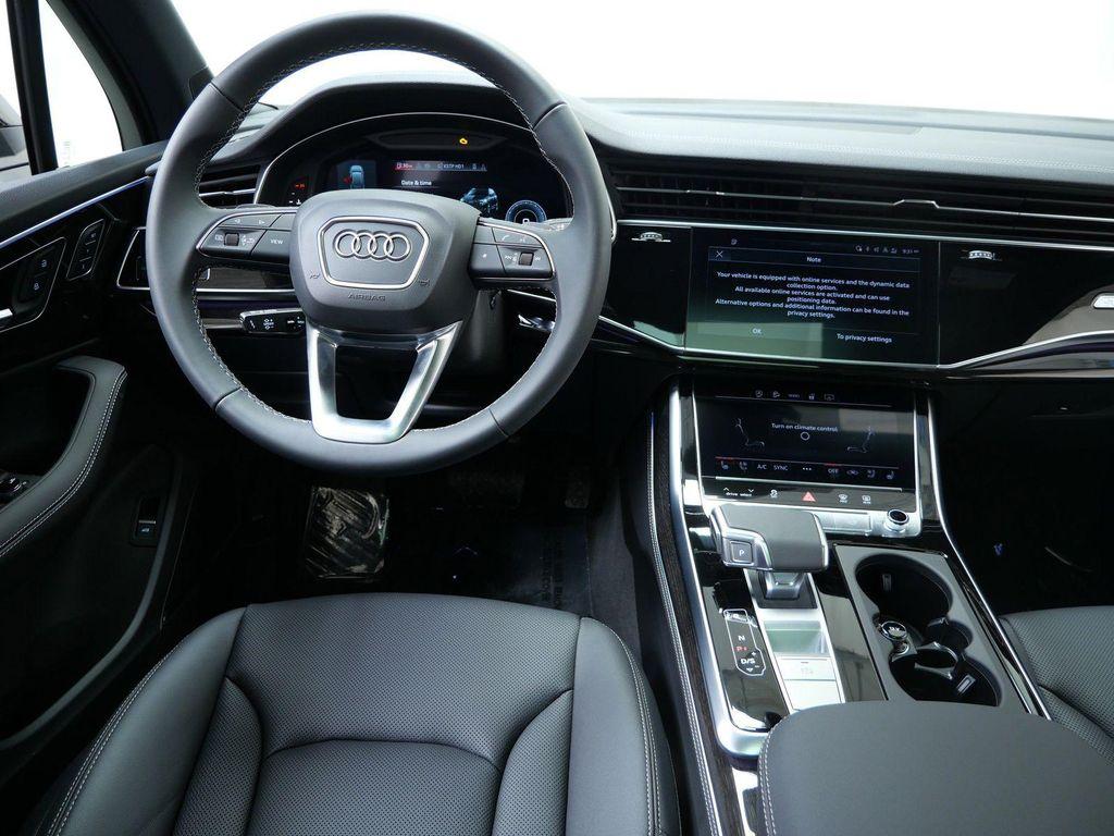 new 2026 Audi Q7 car, priced at $79,005