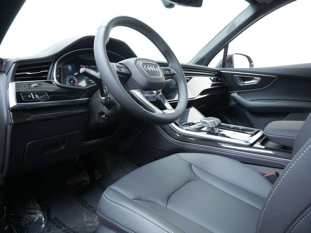 new 2026 Audi Q7 car, priced at $79,155
