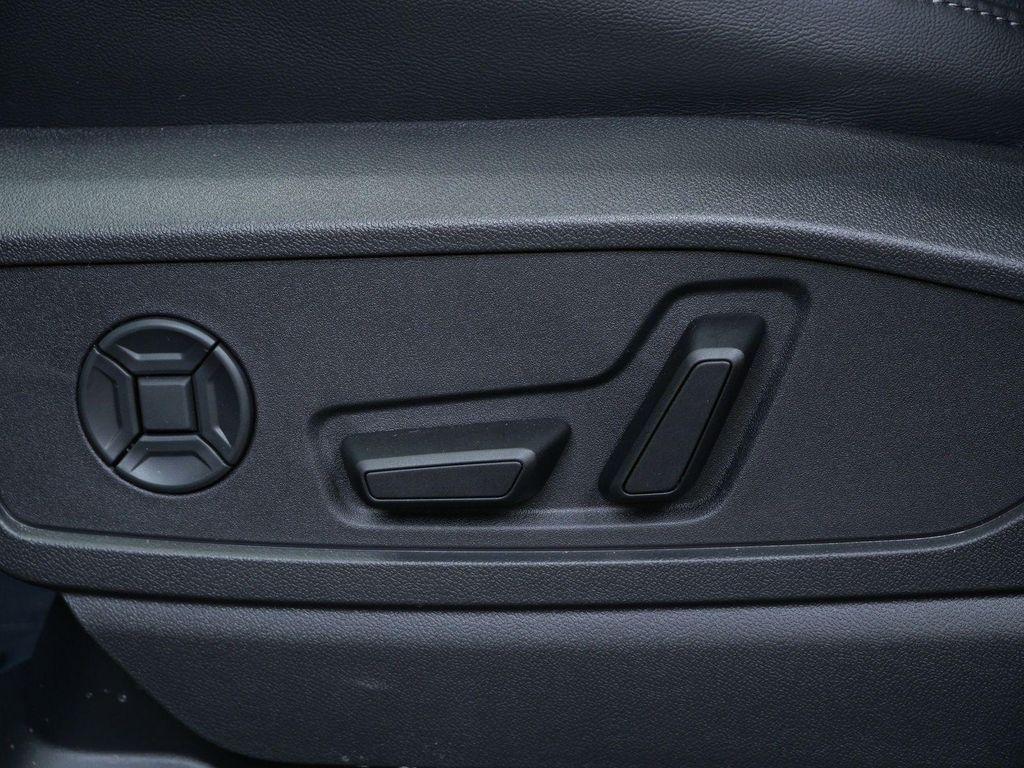 new 2025 Audi Q5 car, priced at $59,850