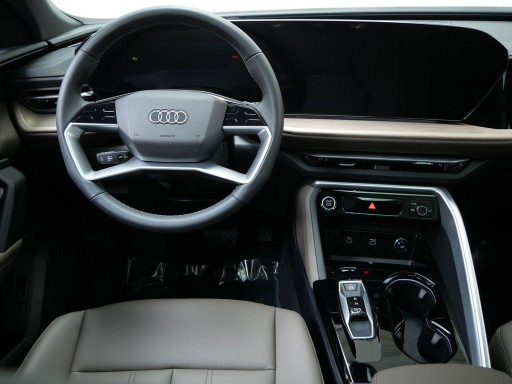 new 2025 Audi Q5 car, priced at $58,900