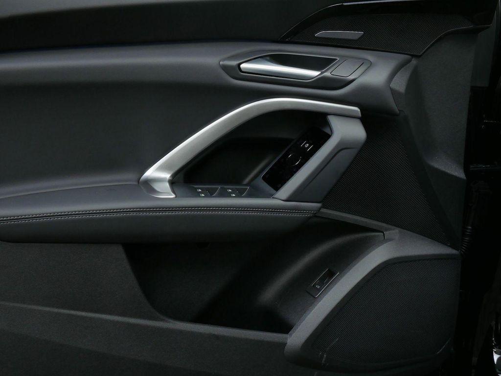 new 2025 Audi Q5 car, priced at $59,700