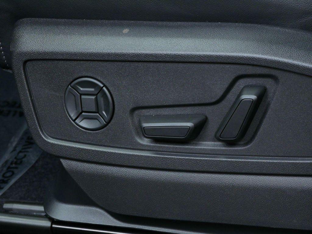 new 2025 Audi Q5 car, priced at $59,700