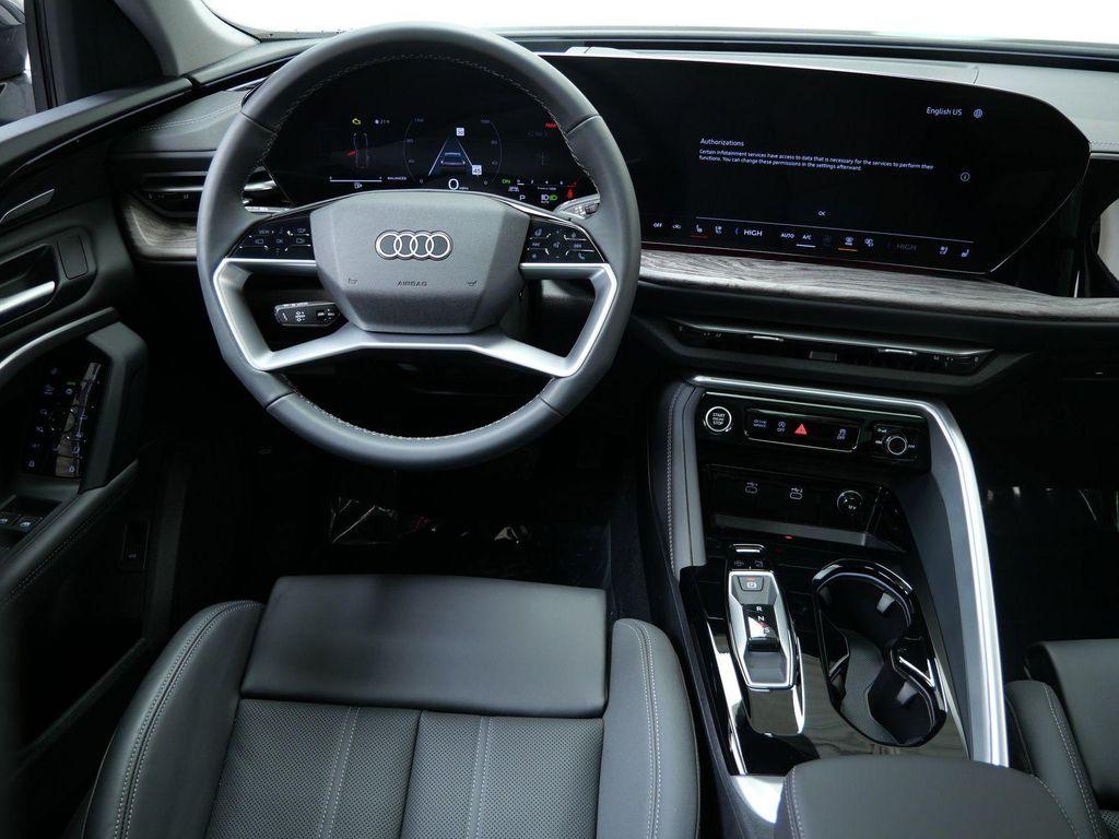 new 2025 Audi Q5 car, priced at $59,850