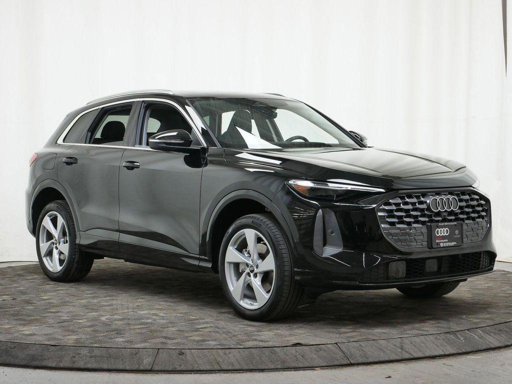 new 2025 Audi Q5 car, priced at $60,500