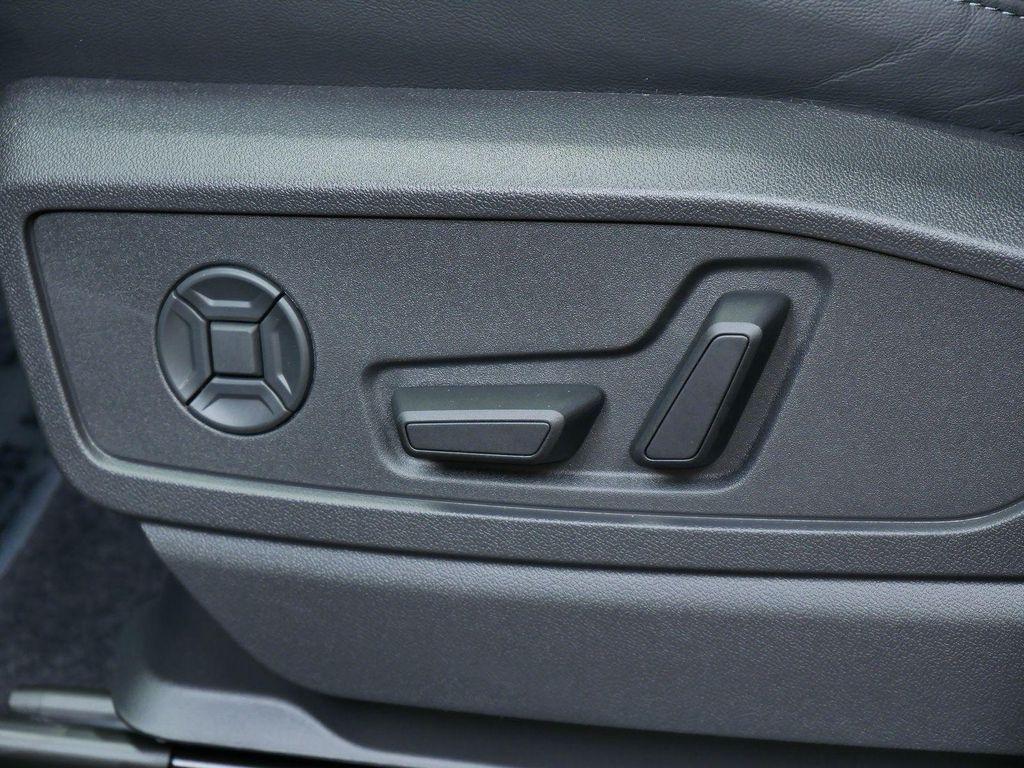 new 2025 Audi Q5 car, priced at $60,500