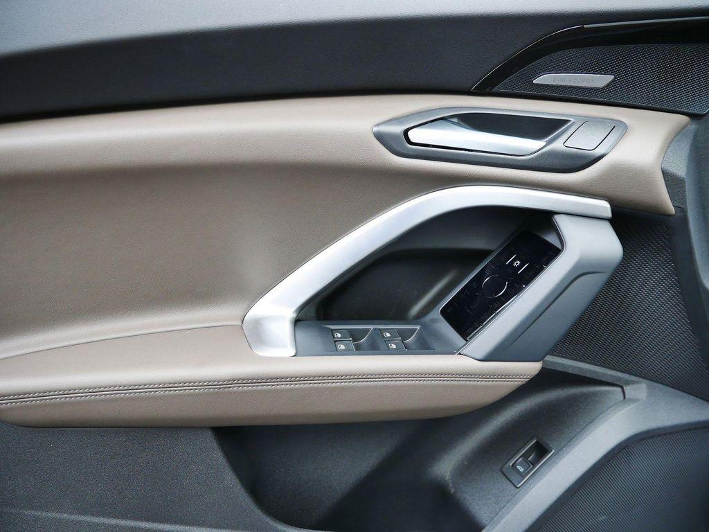 new 2025 Audi Q5 car, priced at $59,940