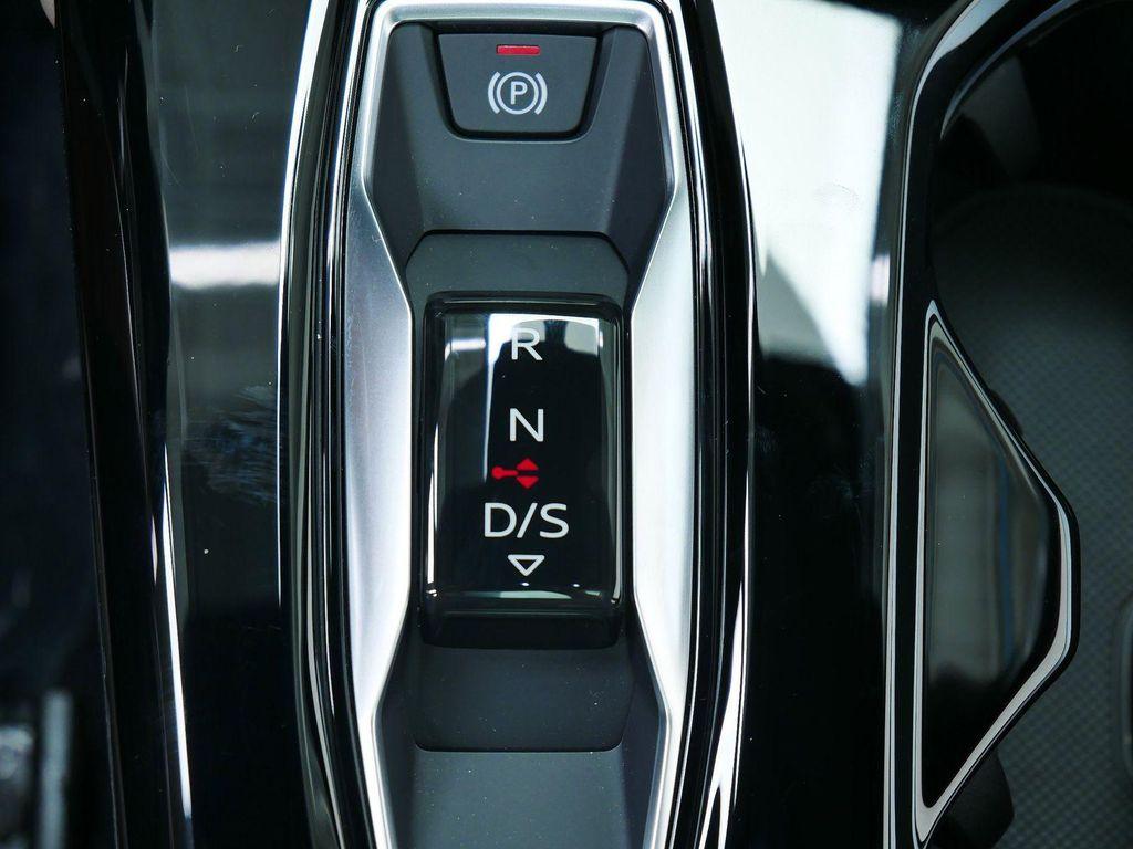 new 2025 Audi Q5 car, priced at $59,940