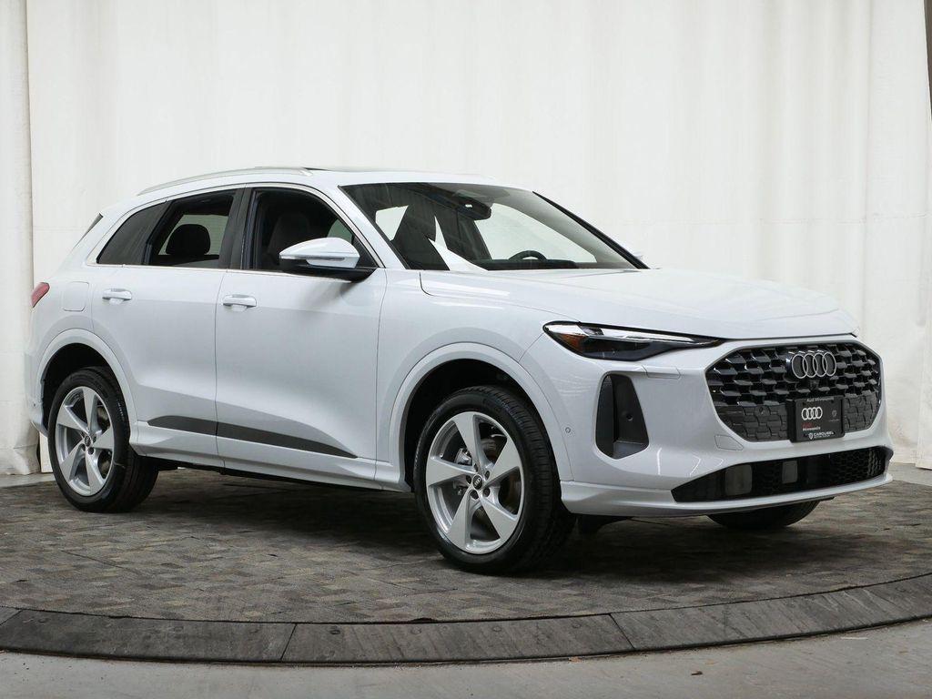 new 2025 Audi Q5 car, priced at $59,850