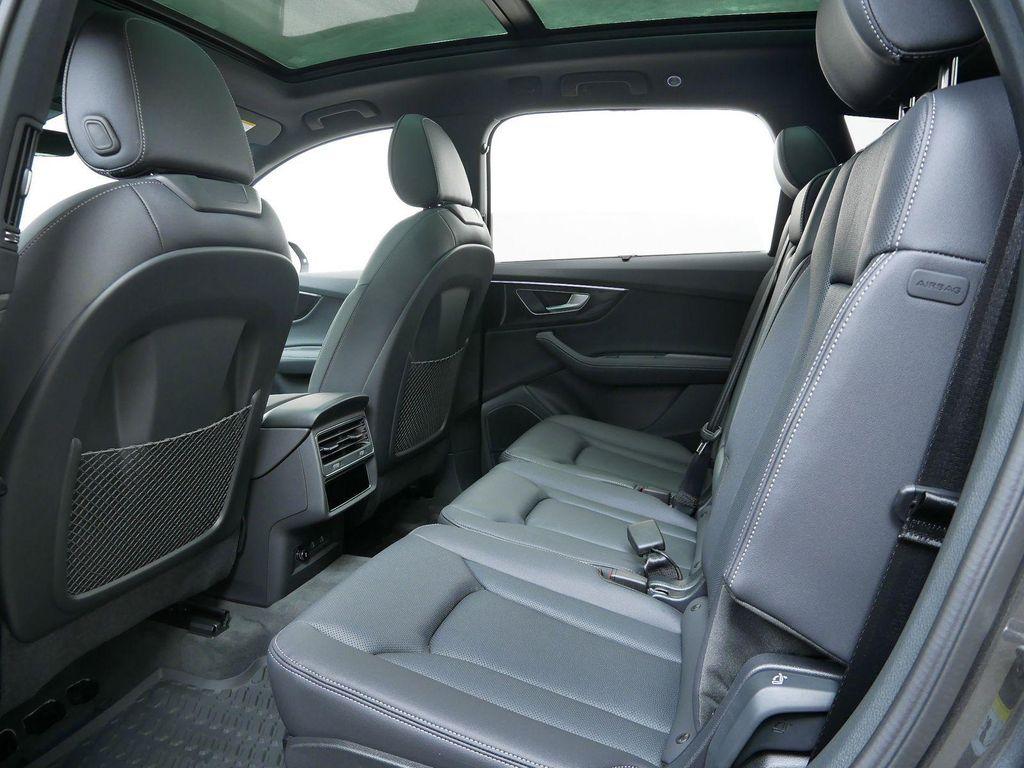 new 2026 Audi Q7 car, priced at $79,005