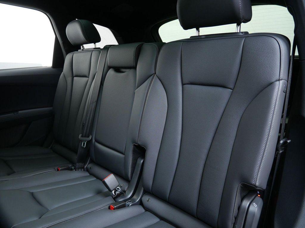new 2026 Audi Q7 car, priced at $79,005