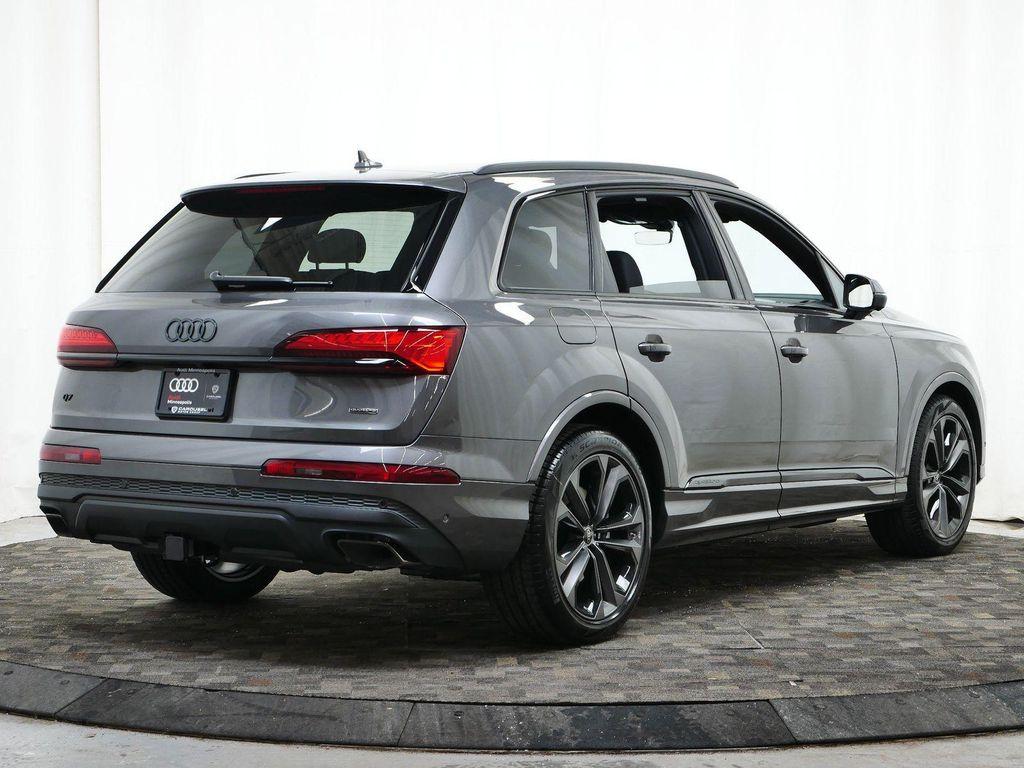 new 2026 Audi Q7 car, priced at $78,445