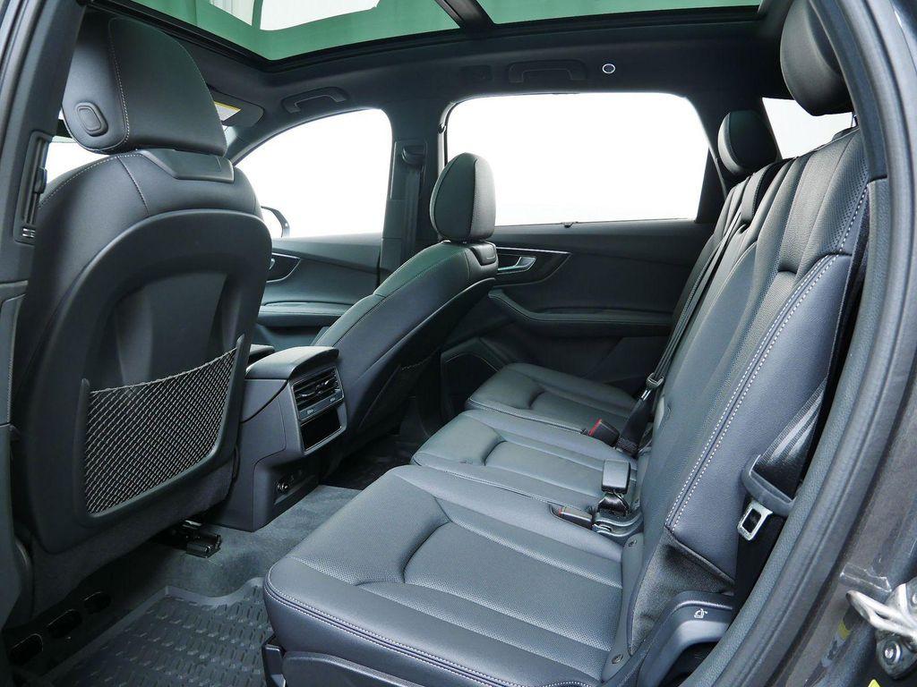 new 2026 Audi Q7 car, priced at $78,445