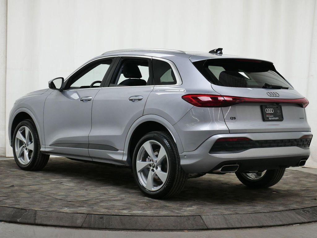new 2025 Audi Q5 car, priced at $58,900