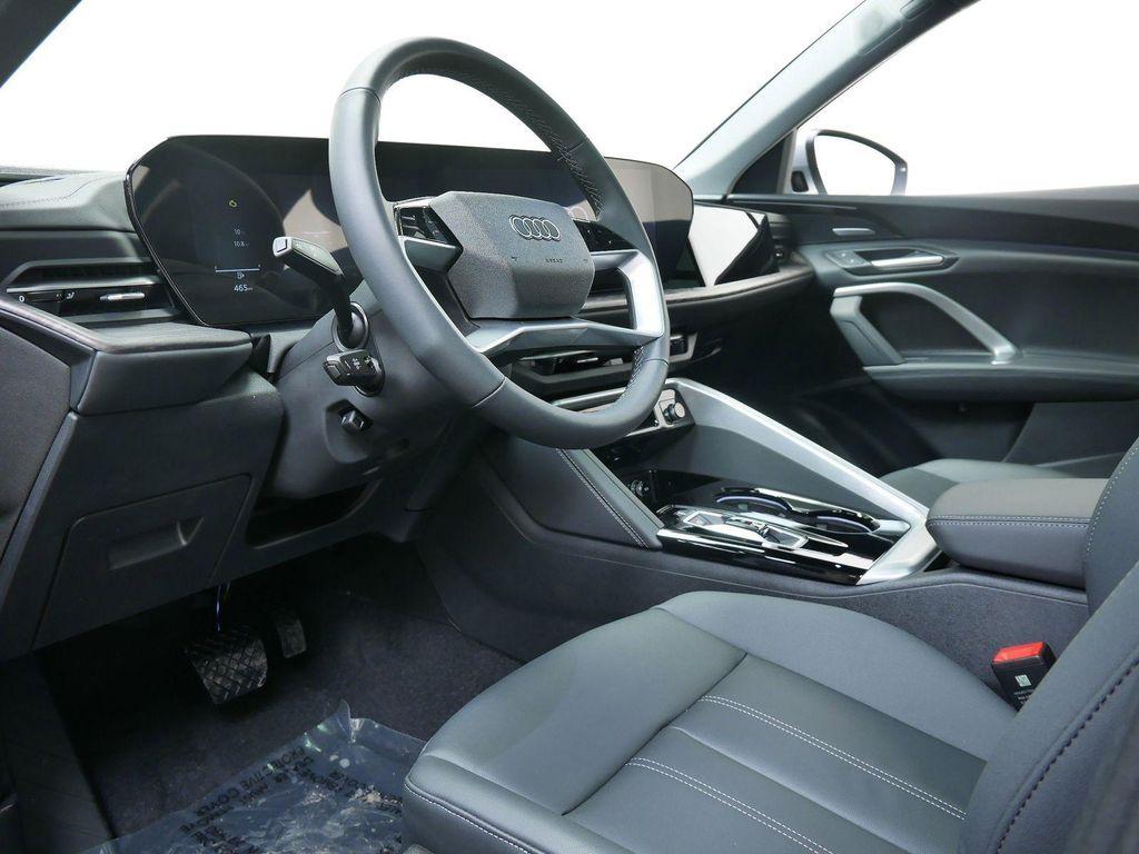 new 2025 Audi Q5 car, priced at $58,900