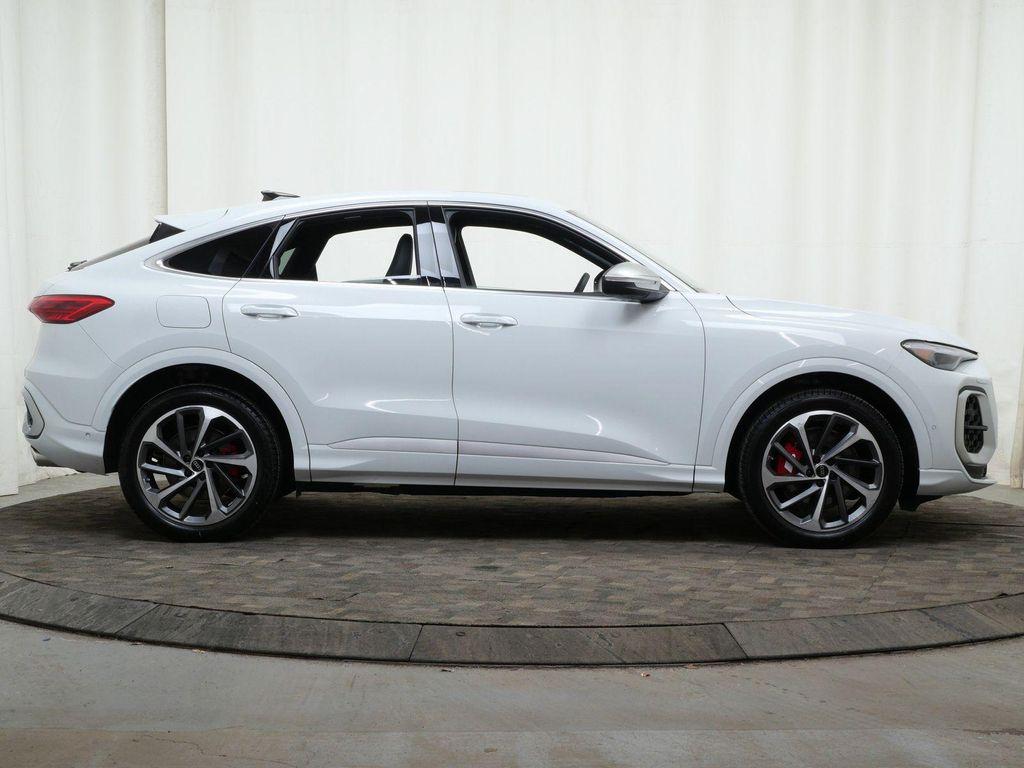 new 2025 Audi SQ5 car, priced at $72,965