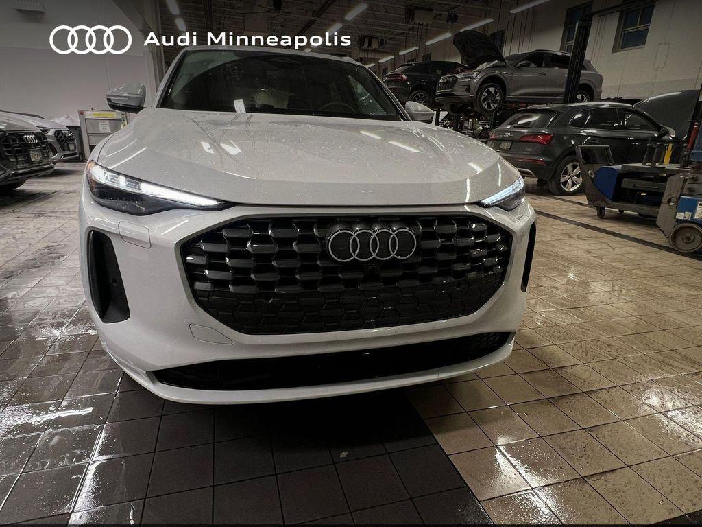 used 2025 Audi Q5 car, priced at $50,977