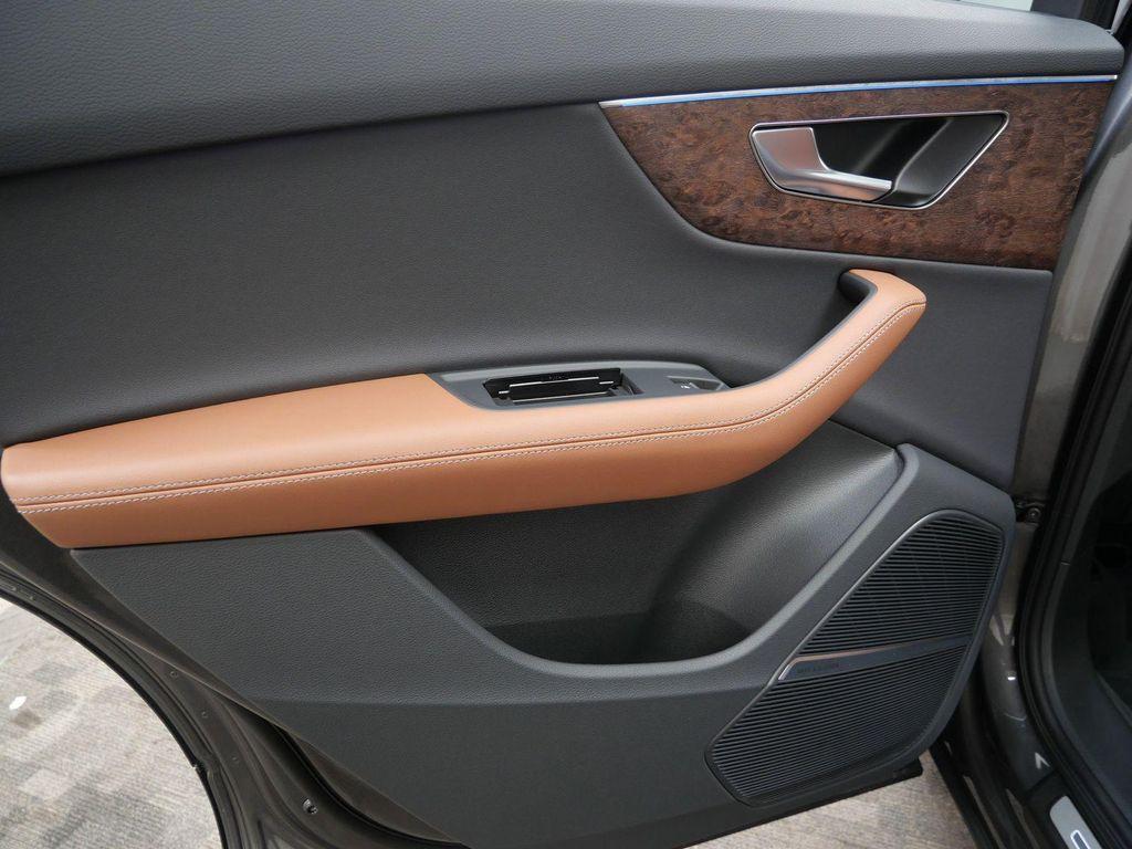 new 2026 Audi Q7 car, priced at $78,255